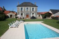 Holiday and vacation letting in St Nicolas Courbefy, Haute Vienne, Limousin